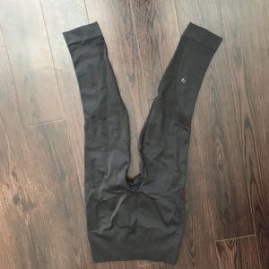 Lululemon compression black leggings